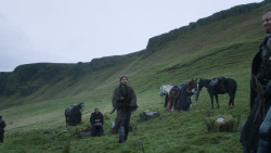 extant_GameOfThrones_3x07-TheBearAndTheMaidenFair_5399