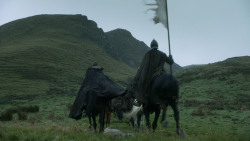 extant_GameOfThrones_3x07-TheBearAndTheMaidenFair_5496