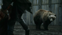 extant_GameOfThrones_3x07-TheBearAndTheMaidenFair_5692