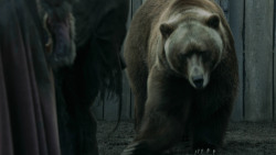 extant_GameOfThrones_3x07-TheBearAndTheMaidenFair_5702