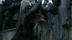 extant_GameOfThrones_3x07-TheBearAndTheMaidenFair_5802