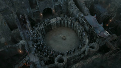 extant_GameOfThrones_3x07-TheBearAndTheMaidenFair_5953