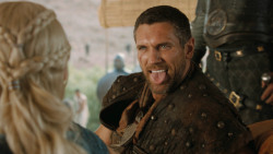 extant_GameOfThrones_3x08-SecondSons_0506