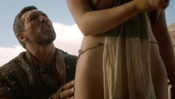 extant_GameOfThrones_3x08-SecondSons_1709