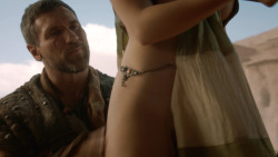 extant_GameOfThrones_3x08-SecondSons_1713