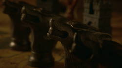 extant_GameOfThrones_3x09-TheRainsOfCastamere_0011