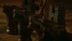 extant_GameOfThrones_3x09-TheRainsOfCastamere_0014