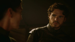 extant_GameOfThrones_3x09-TheRainsOfCastamere_0064