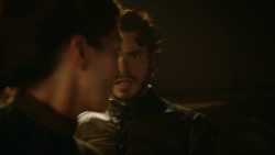 extant_GameOfThrones_3x09-TheRainsOfCastamere_0069