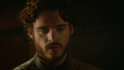 extant_GameOfThrones_3x09-TheRainsOfCastamere_0135