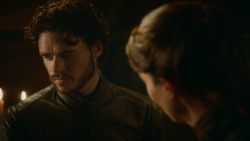 extant_GameOfThrones_3x09-TheRainsOfCastamere_0175