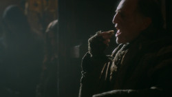 extant_GameOfThrones_3x09-TheRainsOfCastamere_0302