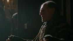 extant_GameOfThrones_3x09-TheRainsOfCastamere_0331
