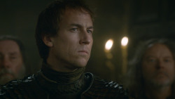 extant_GameOfThrones_3x09-TheRainsOfCastamere_0354