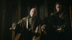 extant_GameOfThrones_3x09-TheRainsOfCastamere_0365