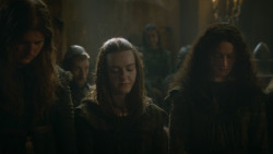 extant_GameOfThrones_3x09-TheRainsOfCastamere_0380