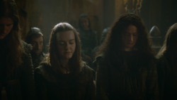 extant_GameOfThrones_3x09-TheRainsOfCastamere_0381