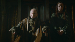 extant_GameOfThrones_3x09-TheRainsOfCastamere_0385