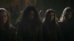 extant_GameOfThrones_3x09-TheRainsOfCastamere_0397