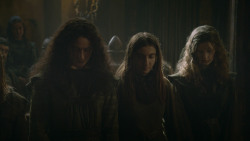 extant_GameOfThrones_3x09-TheRainsOfCastamere_0399