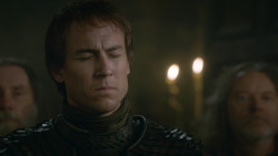 extant_GameOfThrones_3x09-TheRainsOfCastamere_0418
