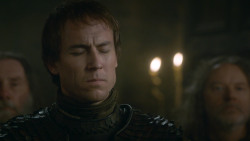 extant_GameOfThrones_3x09-TheRainsOfCastamere_0420