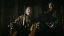 extant_GameOfThrones_3x09-TheRainsOfCastamere_0424