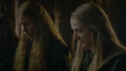 extant_GameOfThrones_3x09-TheRainsOfCastamere_0437