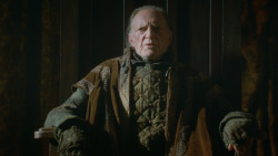 extant_GameOfThrones_3x09-TheRainsOfCastamere_0462