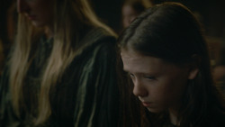 extant_GameOfThrones_3x09-TheRainsOfCastamere_0466