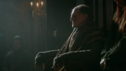 extant_GameOfThrones_3x09-TheRainsOfCastamere_0474