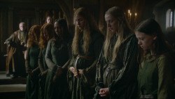 extant_GameOfThrones_3x09-TheRainsOfCastamere_0501