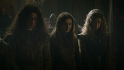 extant_GameOfThrones_3x09-TheRainsOfCastamere_0533
