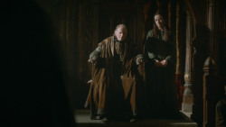 extant_GameOfThrones_3x09-TheRainsOfCastamere_0585