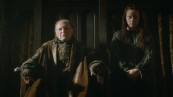 extant_GameOfThrones_3x09-TheRainsOfCastamere_0679