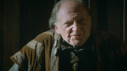 extant_GameOfThrones_3x09-TheRainsOfCastamere_0722