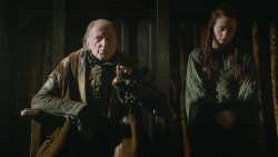 extant_GameOfThrones_3x09-TheRainsOfCastamere_0748