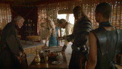 extant_GameOfThrones_3x09-TheRainsOfCastamere_0836