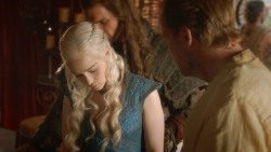 extant_GameOfThrones_3x09-TheRainsOfCastamere_0848