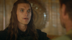 extant_GameOfThrones_3x09-TheRainsOfCastamere_0870