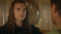 extant_GameOfThrones_3x09-TheRainsOfCastamere_0873