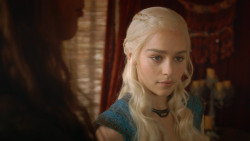 extant_GameOfThrones_3x09-TheRainsOfCastamere_0875