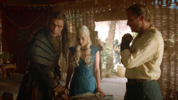 extant_GameOfThrones_3x09-TheRainsOfCastamere_0881