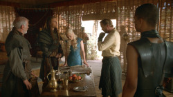 extant_GameOfThrones_3x09-TheRainsOfCastamere_0913
