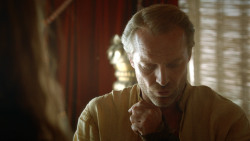 extant_GameOfThrones_3x09-TheRainsOfCastamere_0918