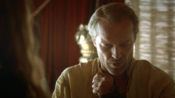 extant_GameOfThrones_3x09-TheRainsOfCastamere_0919