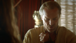 extant_GameOfThrones_3x09-TheRainsOfCastamere_0920