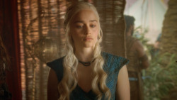 extant_GameOfThrones_3x09-TheRainsOfCastamere_0931