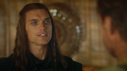 extant_GameOfThrones_3x09-TheRainsOfCastamere_0941