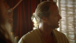 extant_GameOfThrones_3x09-TheRainsOfCastamere_0954